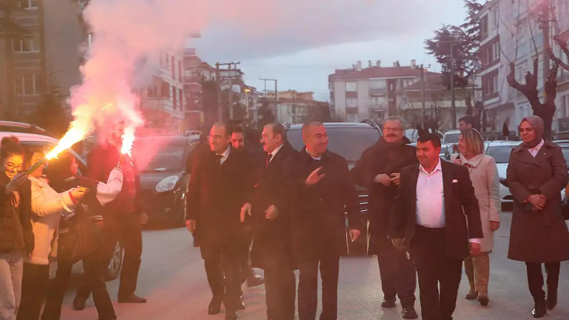  '1 Nisan Sabahı İtibariyle Hizmete Başlıyoruz'