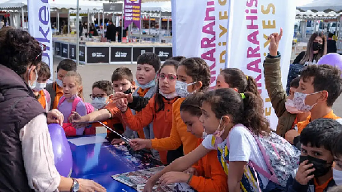 '100 binden fazla kişi, 'Kitap Fuarı'nı ziyaret edecek'