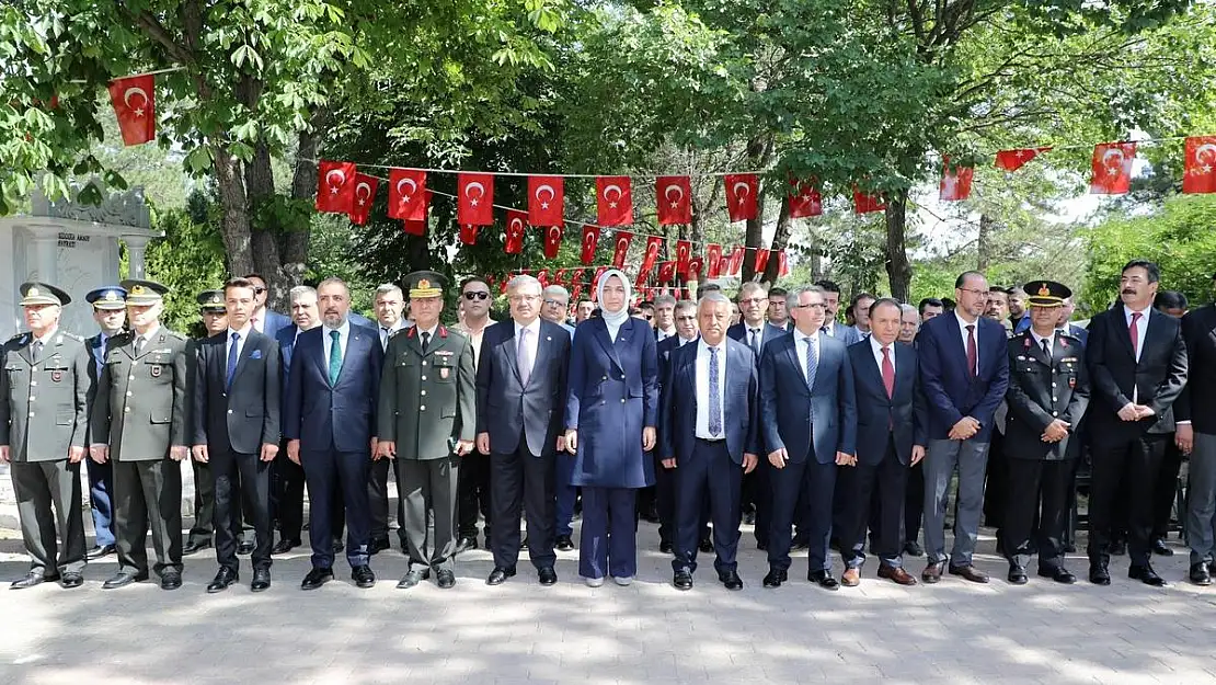 15 Temmuz etkinlikleri şehitlik ziyareti ve mevlit programıyla devam etti