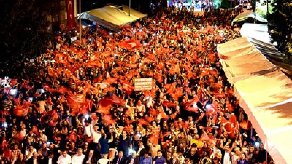 15 Temmuz ruhu yeniden meydanlara iniyor