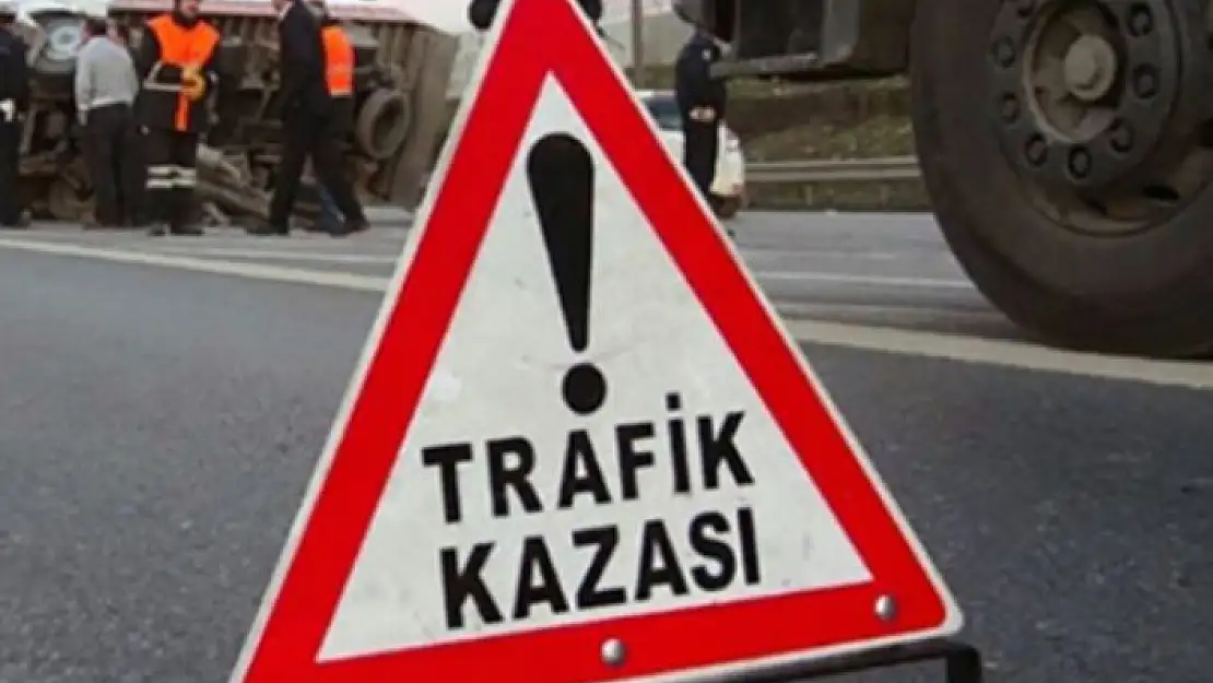 3 aracın karıştığı zincirleme trafik kazasında 1 kişi yaralandı