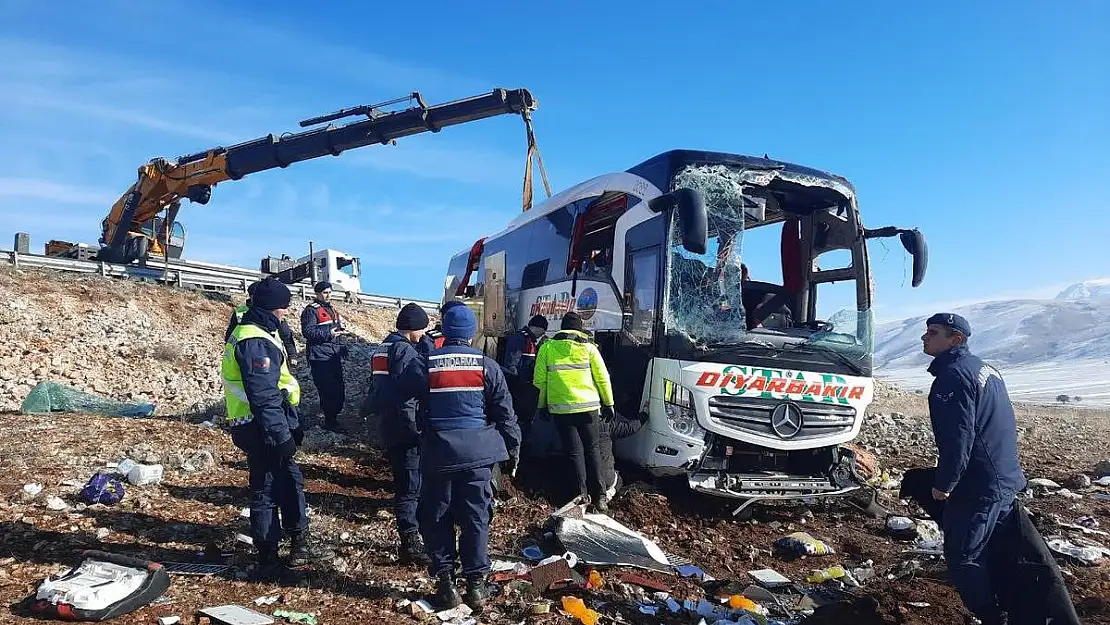 8 kişinin hayatını kaybettiği otobüs kazasının şoförü tutuklandı