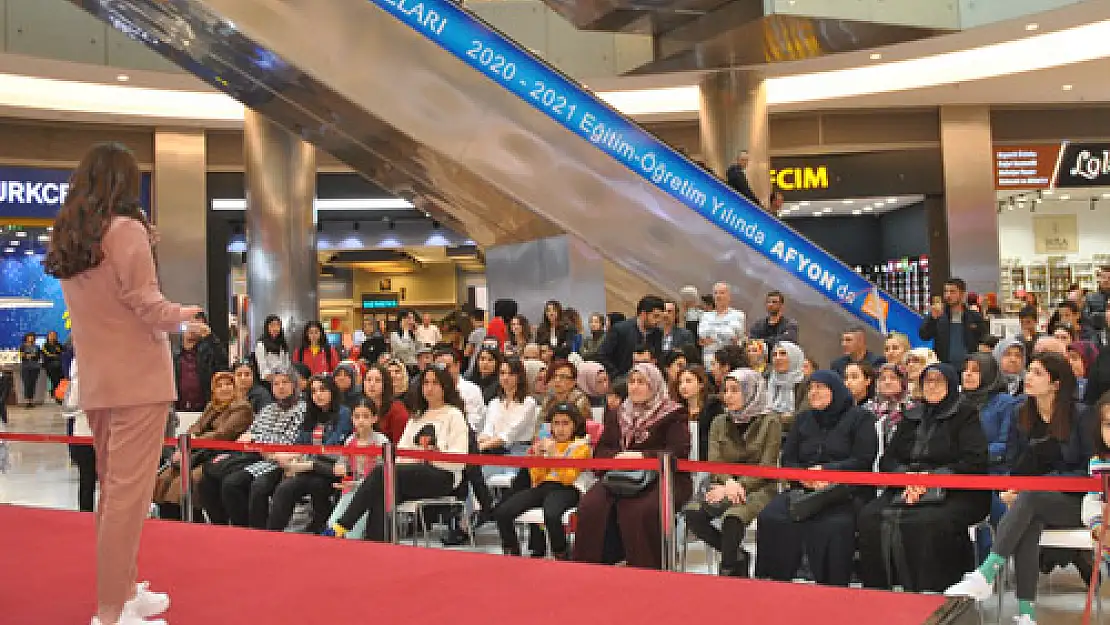 8 Mart'ta Engelli Kadın Milli Tekvandocudan dikkat çeken mesaj: 'Azmettim, çalıştım, başardım'