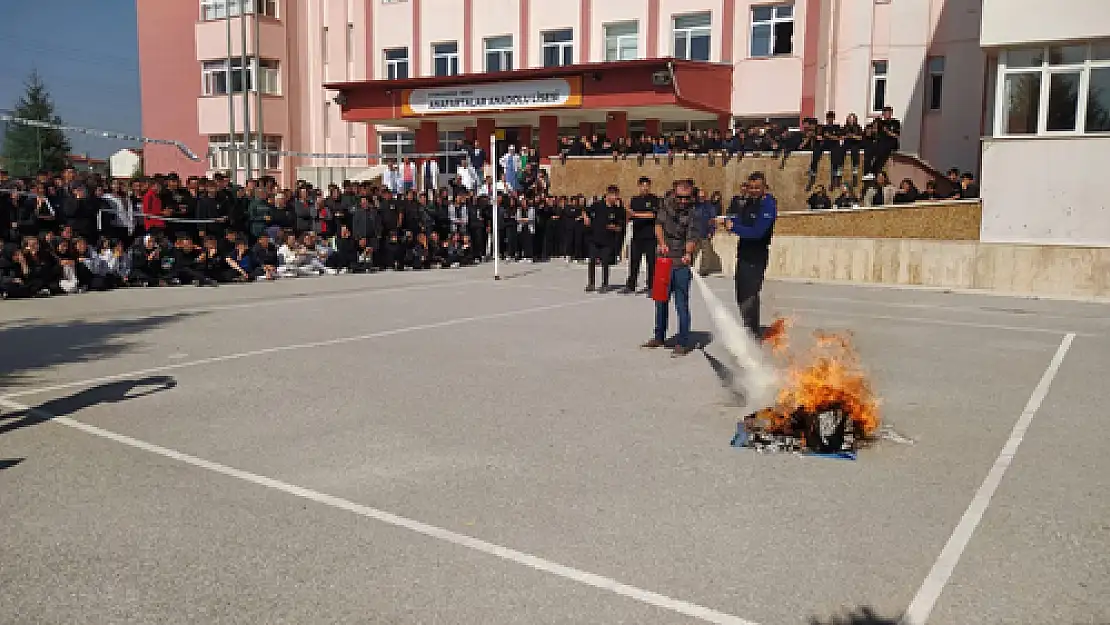 AFAD'dan lise öğrencilerine afet eğitimi