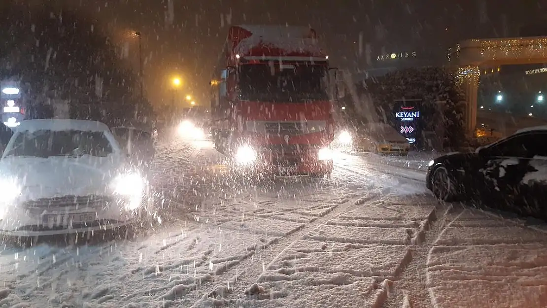 Afyon-Antalya yolunda kamyonlara izin verilmiyor