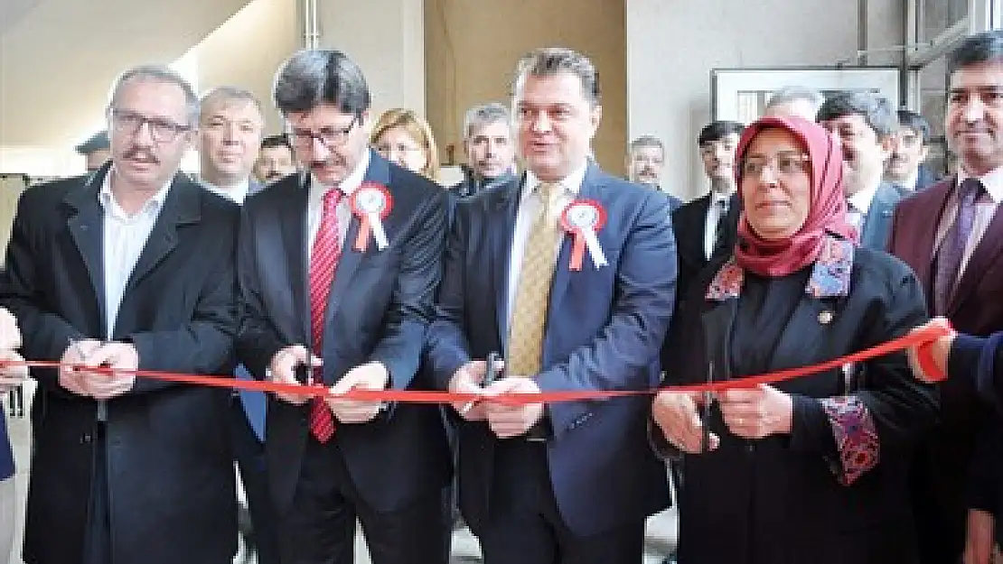 Afyon Lisesi'nde Tarih Müzesi açıldı