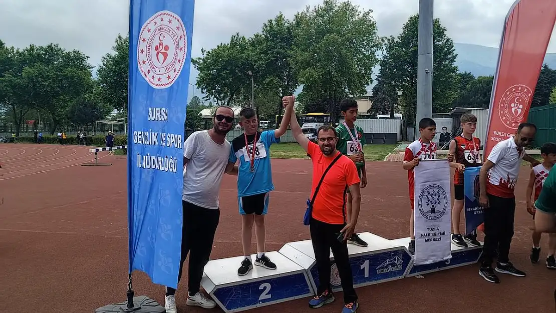 Afyon’lu Ortaokul öğrencisi Atletizm müsabakalarında Türkiye ikincisi oldu