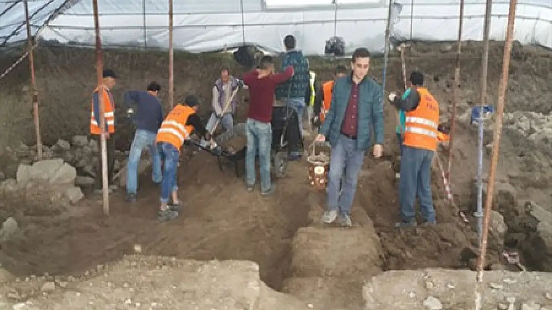 Afyon tarihinin 8 bin yıl öncesine dayandığı belgelendi