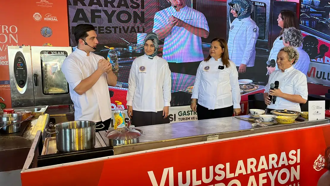 Afyon'un Kadın Yöneticileri Göce Köddüsü Döktü