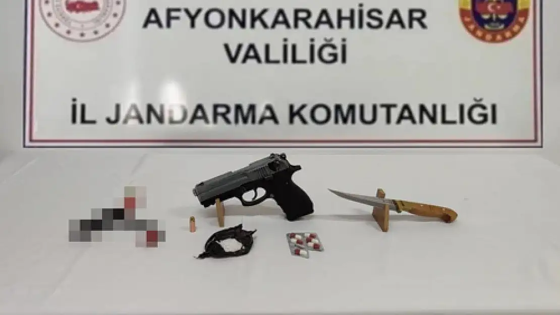 Afyon'a Denizli'den Gelen Uyuşturucu Tacircisi Satamadan Yakalandı