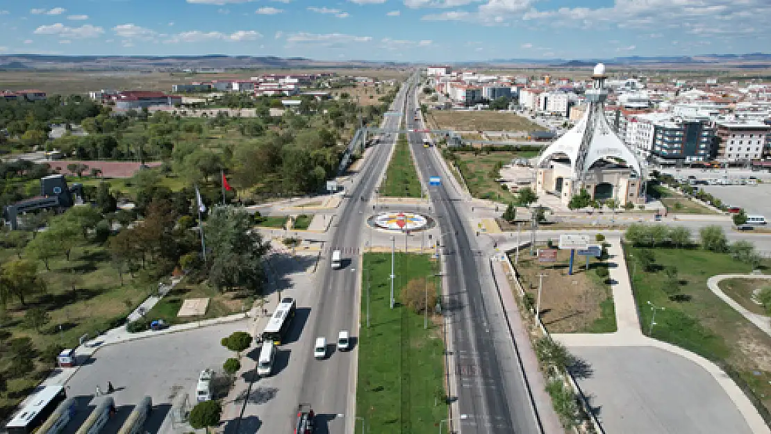 “Afyon'a kalıcı yeşil alanlar  kazandırmayı hedefliyoruz”