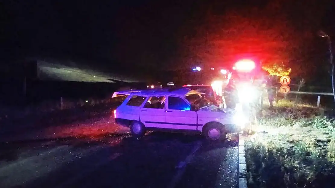 Afyon'da Feci Kaza: Yaşlı Çift Hayatını Kaybetti