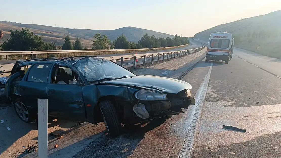 Afyon'da Otomobil Takla Attı: Yaralılar Var