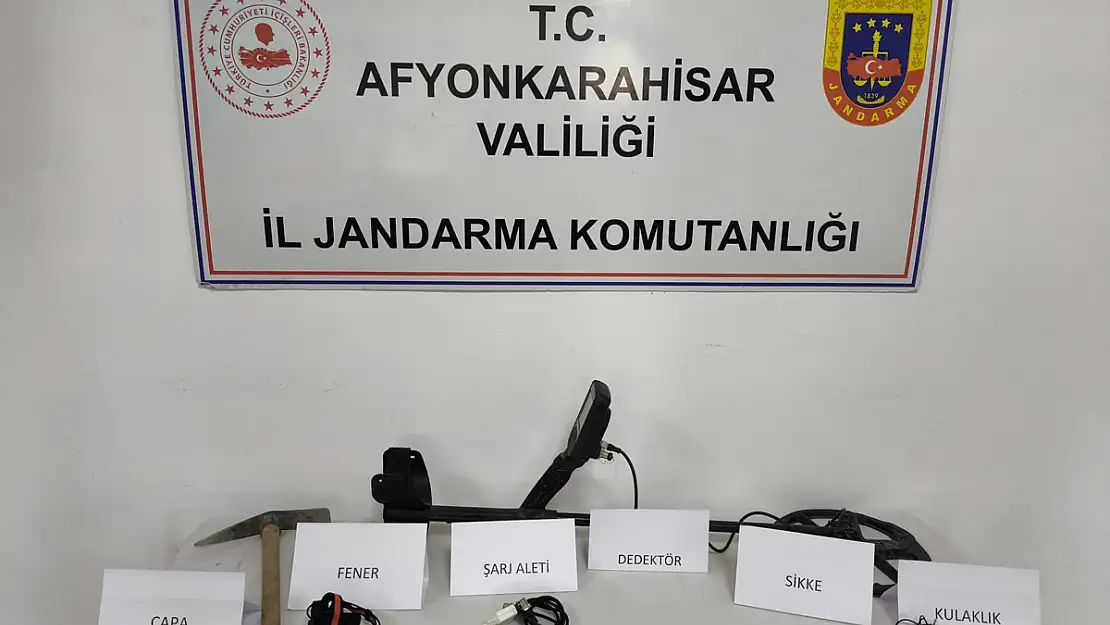 Afyon'da Tarihi Sikke Kaçakçısı Yakalandı