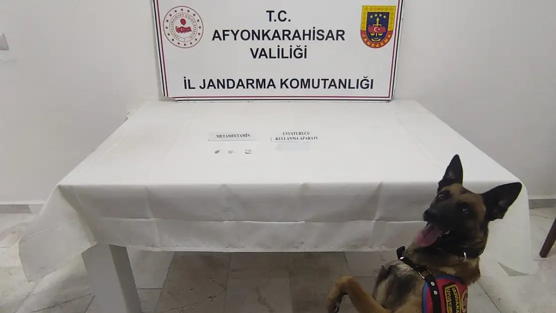 Afyon'da Uyuşturucu Kullanan 2 Şahıs Bakın Nasıl Yakalandı