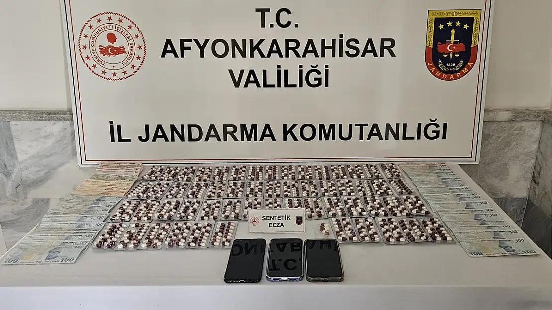 Afyon'da Uyuşturucu Tacirleri Yakayı Ele Verdi