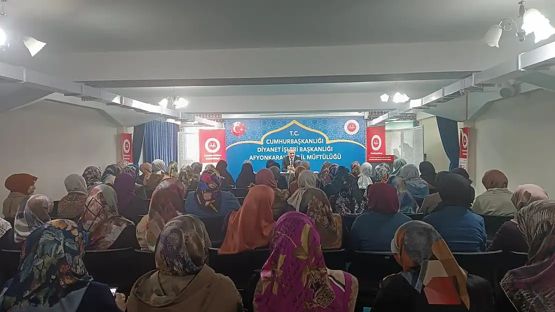 Afyonkarahisar'da 'En Güvenliği Sığınağınız Aile' konferansı