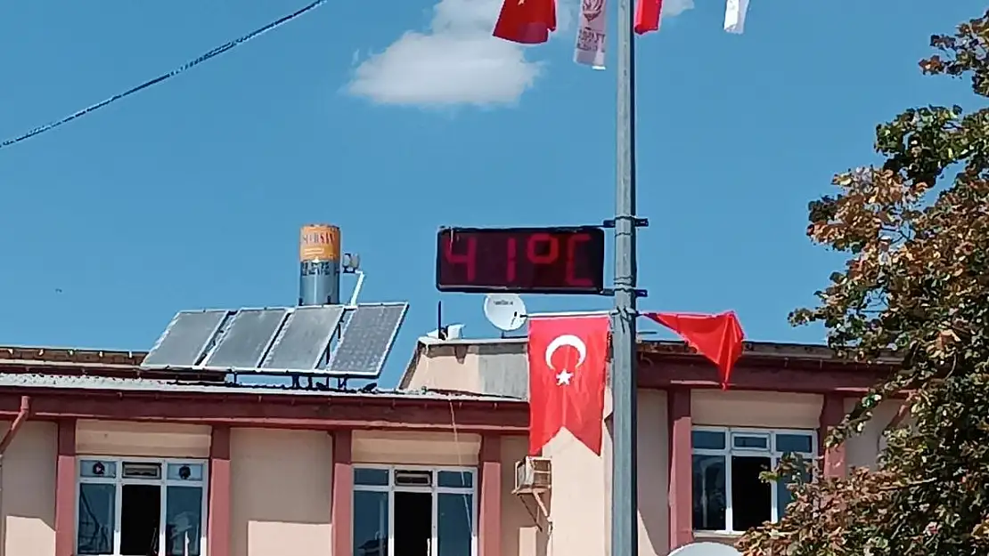 Afyonkarahisar’da Hava Sıcaklığı 41 Dereceye Çıktı