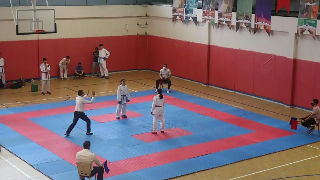 Afyonkarahisar'da ‘Karate Grup Müsabakaları’ başlıyor