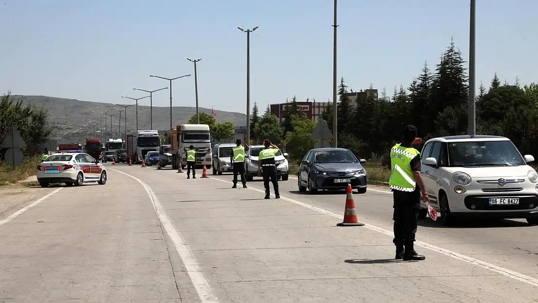 Afyonkarahisar'da Kurban Bayramı öncesi trafik denetimi