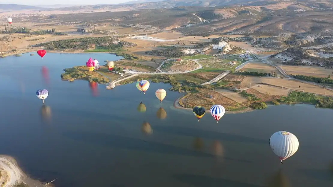 Afyonkarahisar’da tarih, balon turizmi ile buluştu