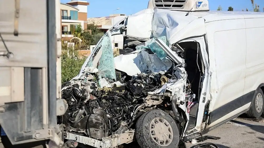 Afyon'lu Genç, Antalya'daki Feci Kazada Hayatını Kaybetti