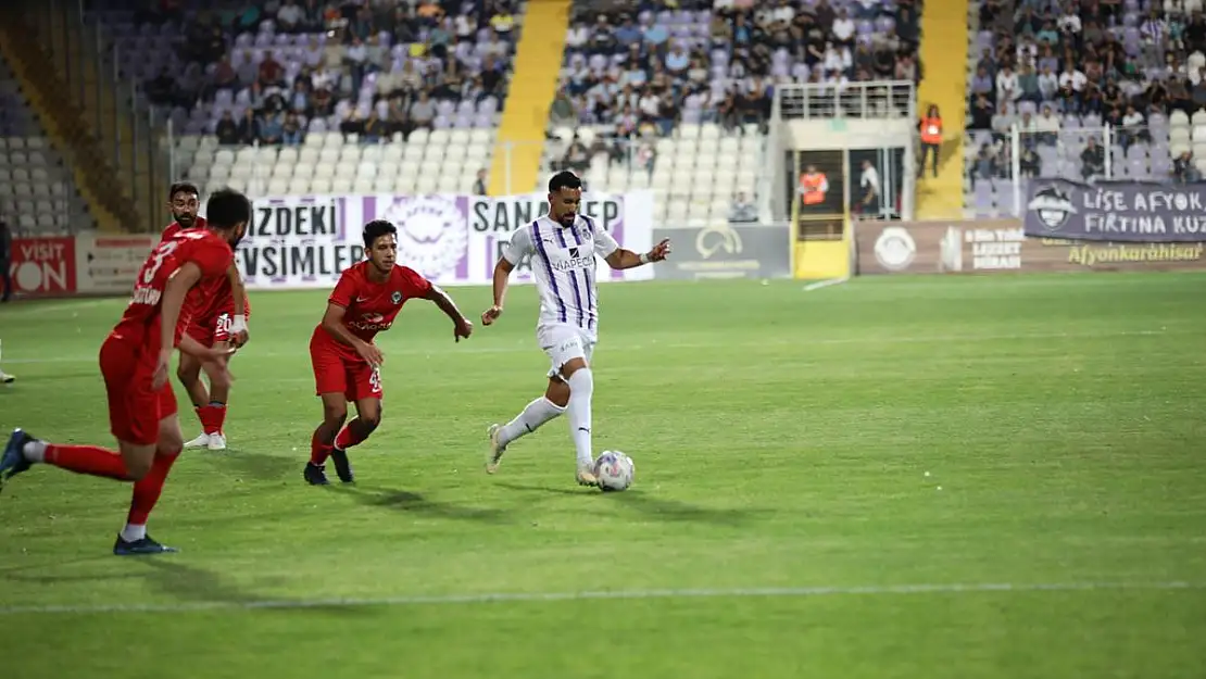 Afyonspor Çorum’u elinden kaçırdı