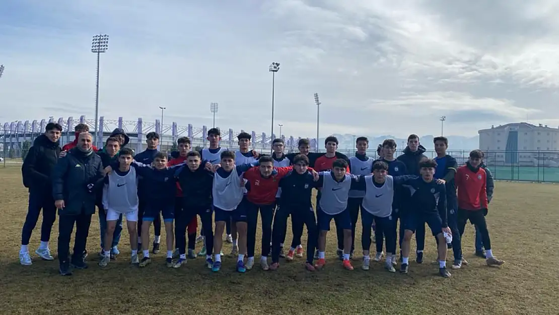 Afyonspor’un U-19’larında Sıkıntılı Günler Sürüyor