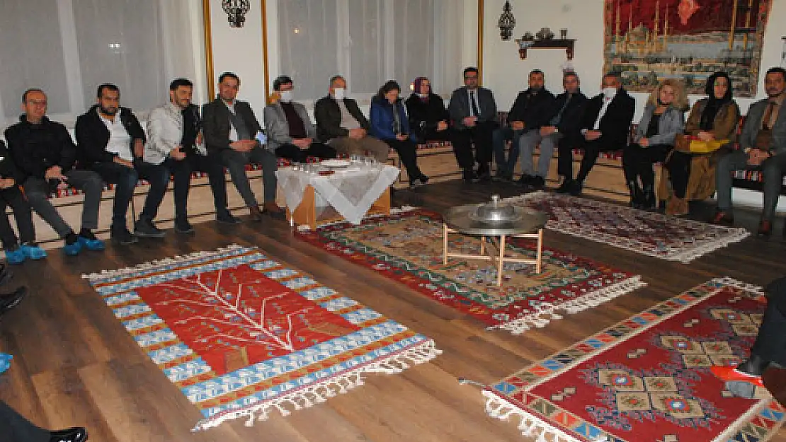 Afyon'un 'Masal evi' Küçükkurt Ortaokulu'nda