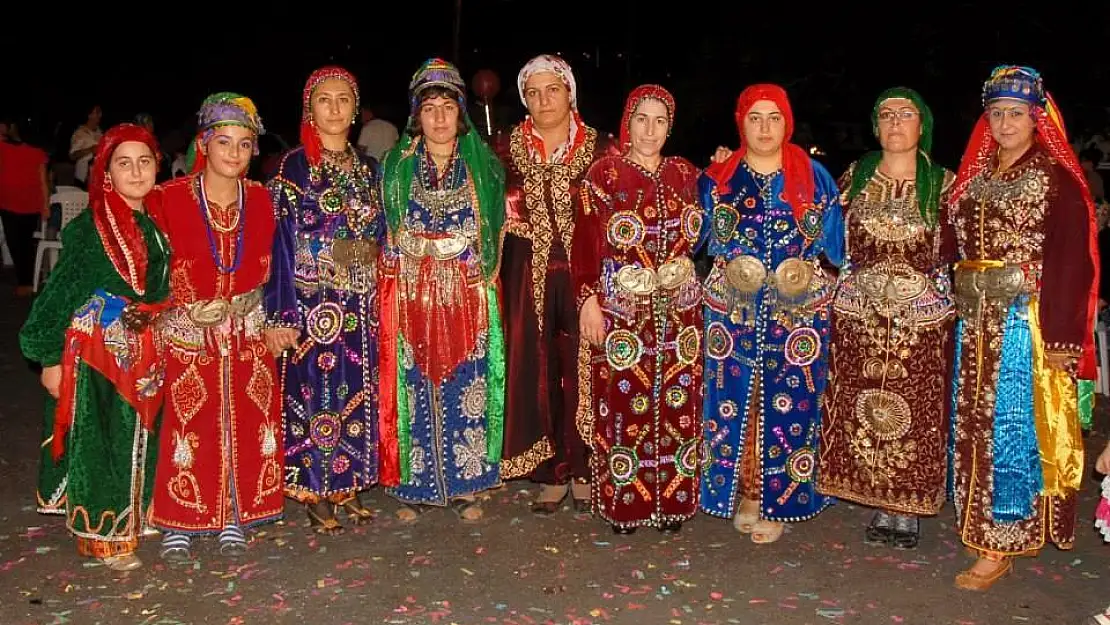 Afyon’un Yöresel kıyafetleri