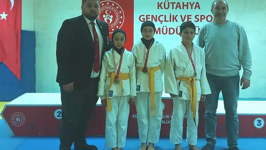 Ahteri İmam Hatip Ortaokulunun Judo Başarısı