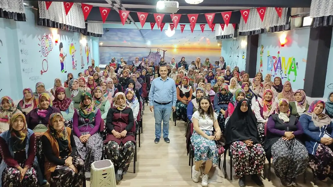 Aile Okulu Seminerleri ile 2 bin kişiye ulaşıldı