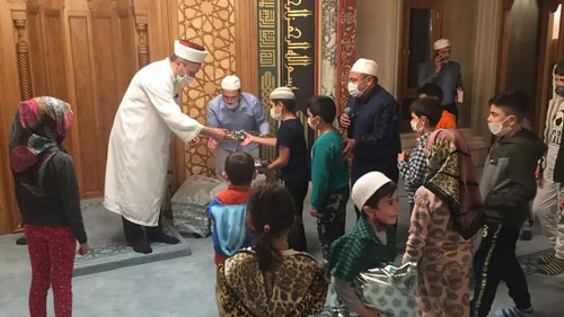 Ailece Camideyiz Projesi, Paşa Camii’nde başladı