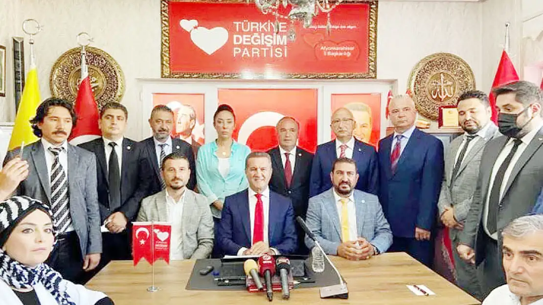 'AK Parti 84 milyonu değil, 84 kişiyi önemsiyor'