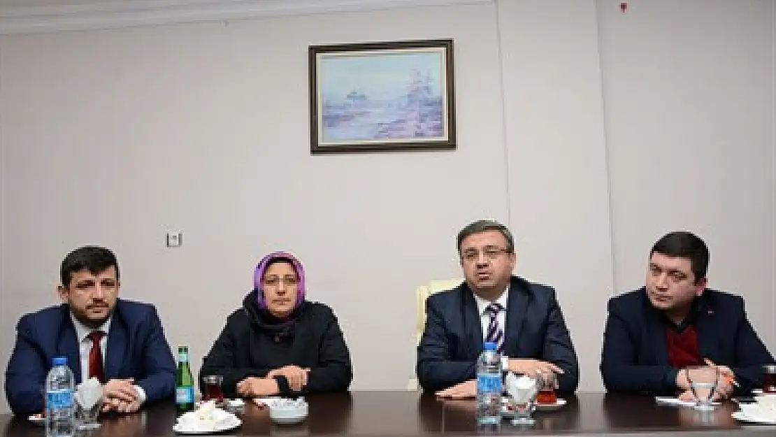 AK Parti Yönetimi, Bolvadin'de toplandı