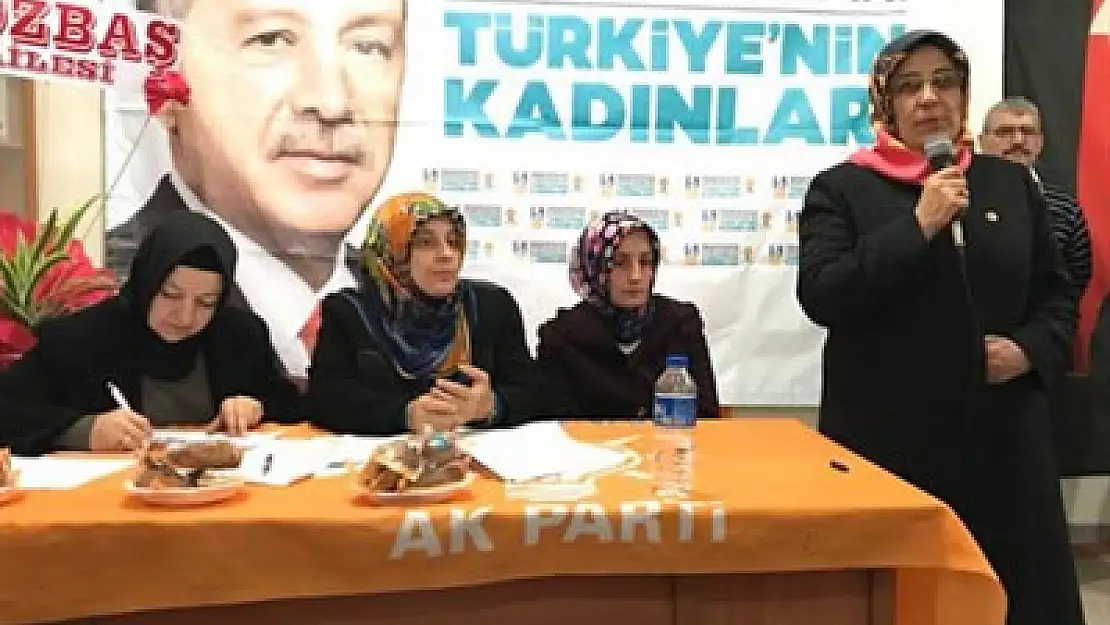 'AK Parti'de ana kademelerde kadının yeri var'