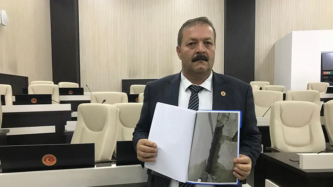 'Akça Köyün Durumunu Gelin Birlikte Görelim'