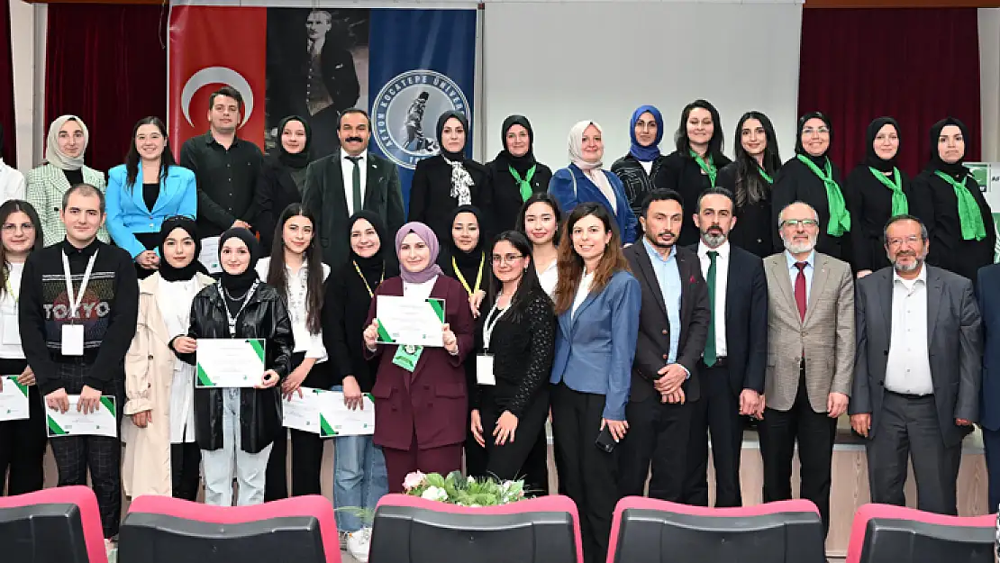 AKÜ'de Yeşilay Haftası Etkinliği Düzenlendi