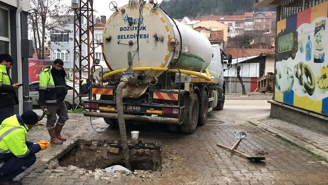 Ana Su Hattındaki Arıza Kısa Sürede Giderildi