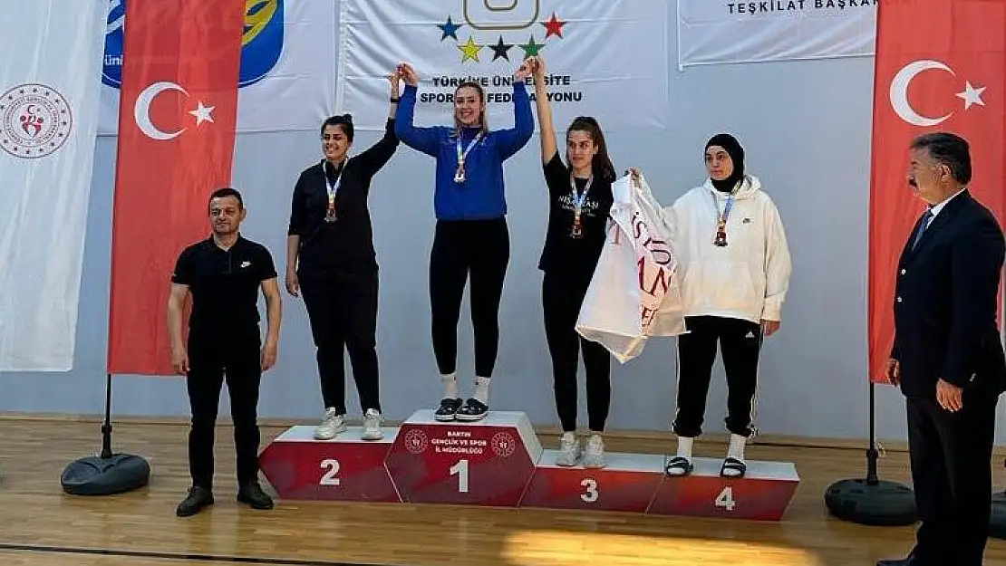 Anadolu Üniversiteli sporcudan altın madalya