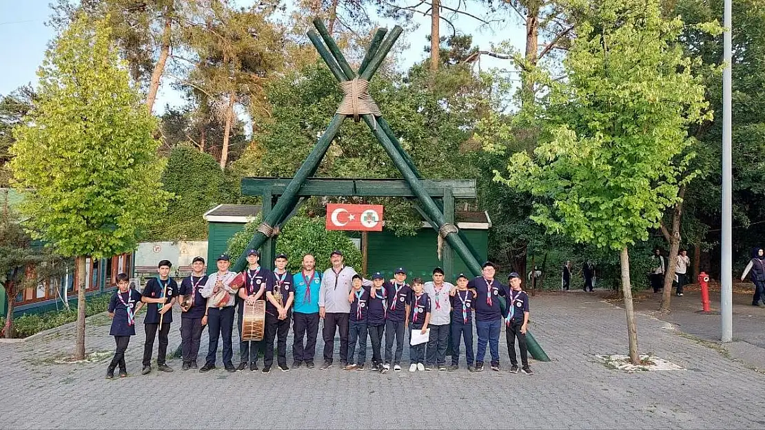 “Asrın Dayanışması Yaz İzci Kampı” düzenlendi