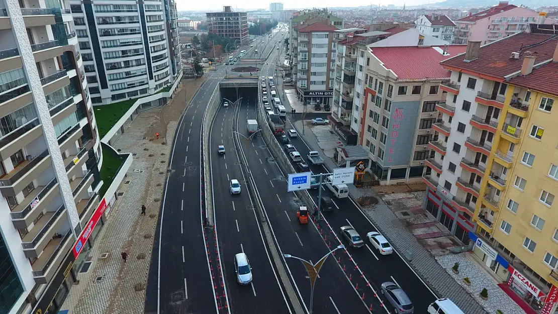 Atatürk Caddesi'nde Motorlarla İlgili Şikayet Var!