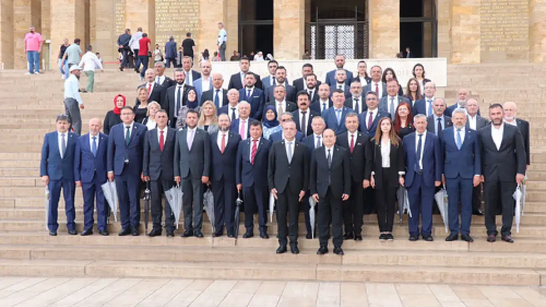 ATSO heyeti Hisacıklıoğlu ve Anıtkabir'i ziyaret etti