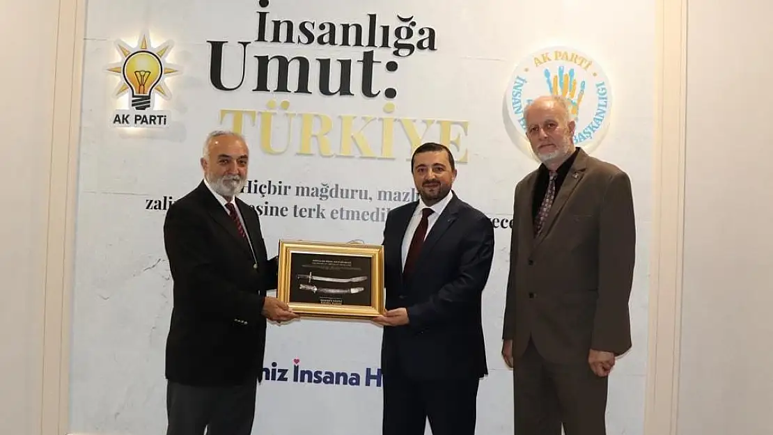 Başkan Kepez, AK Parti Genel Başkan Yardımcısı Zengin ile bir araya geldi