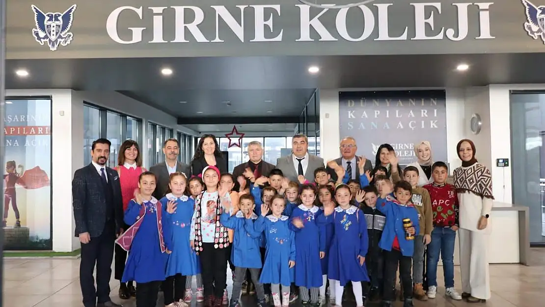 Belkaracaören İlkokulu Öğrencileri Girne Koleji'ni Ziyaret Etti