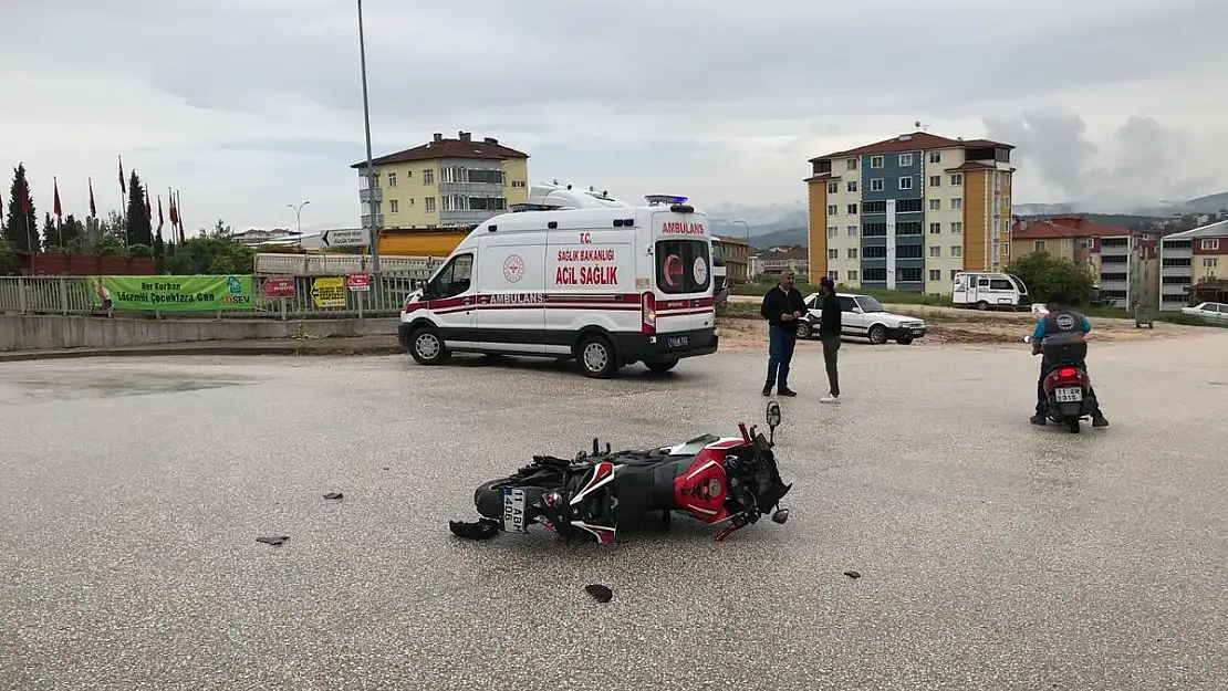 Bilecik'te aynı bölgede maddi hasarlı trafik kazaları meydana geldi