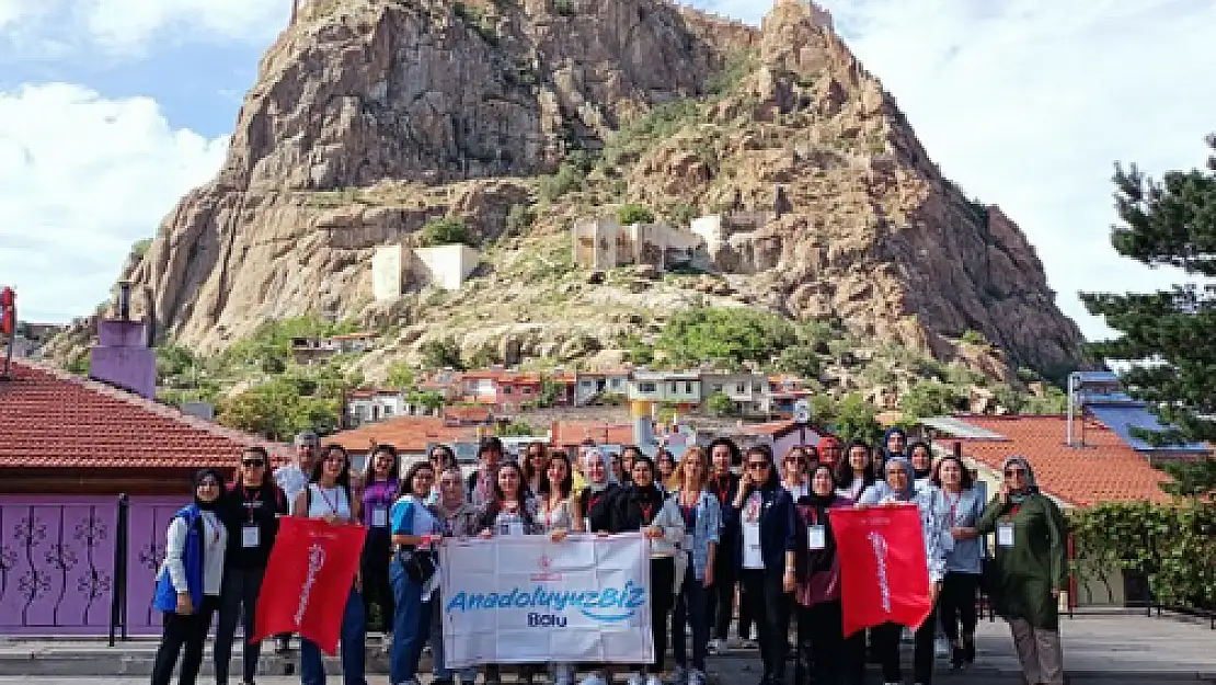 Bolu’dan gelen öğrenciler Afyon’u geziyor