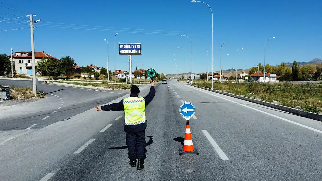 Bolvadin'de jandarmadan trafik denetimi