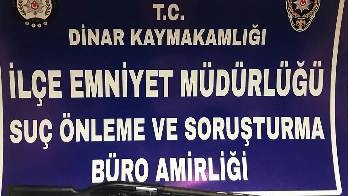 Boşandığı eski eşinin evine tüfekle ateş açıp kaçtı