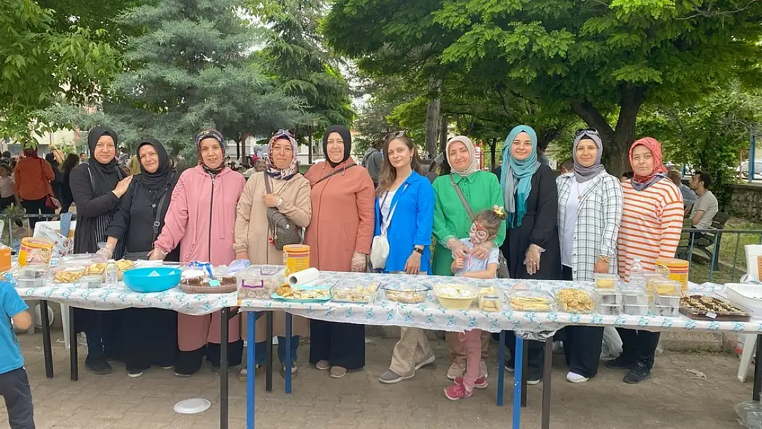 Bu yıl ikincisi düzenlenen ‘Mihalfest’ etkinliğinde renkli görüntüler yaşandı